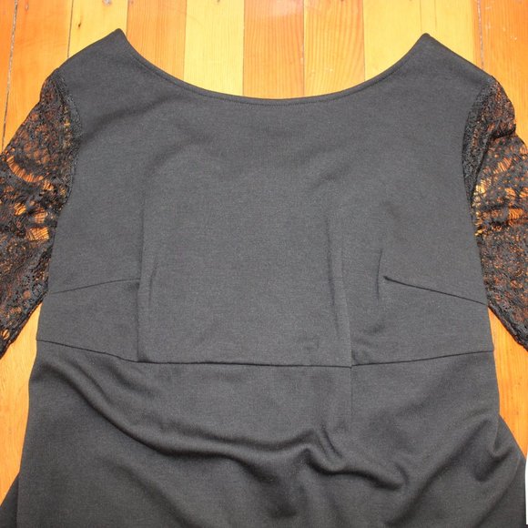 NWT Liz Lange Lace Maternity Sleeve Dress - Picture 3 of 8